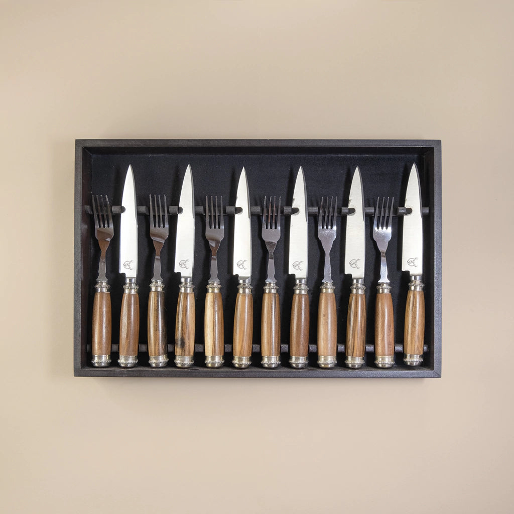 Round Wood Handle with Double Alpaca of 12 pieces for 6 guest