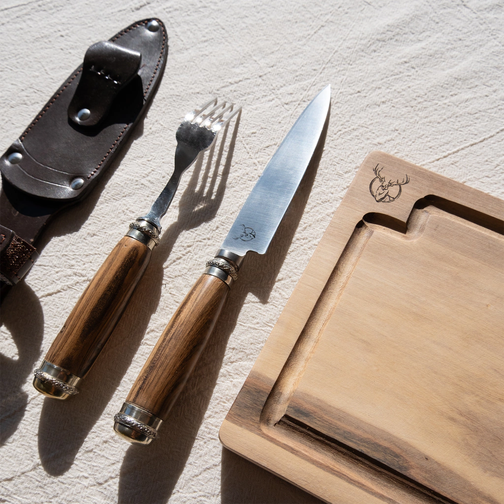 Stainless Steel Picnic Set with Glossy Black Fluted Wood Handle and Double Alpaca