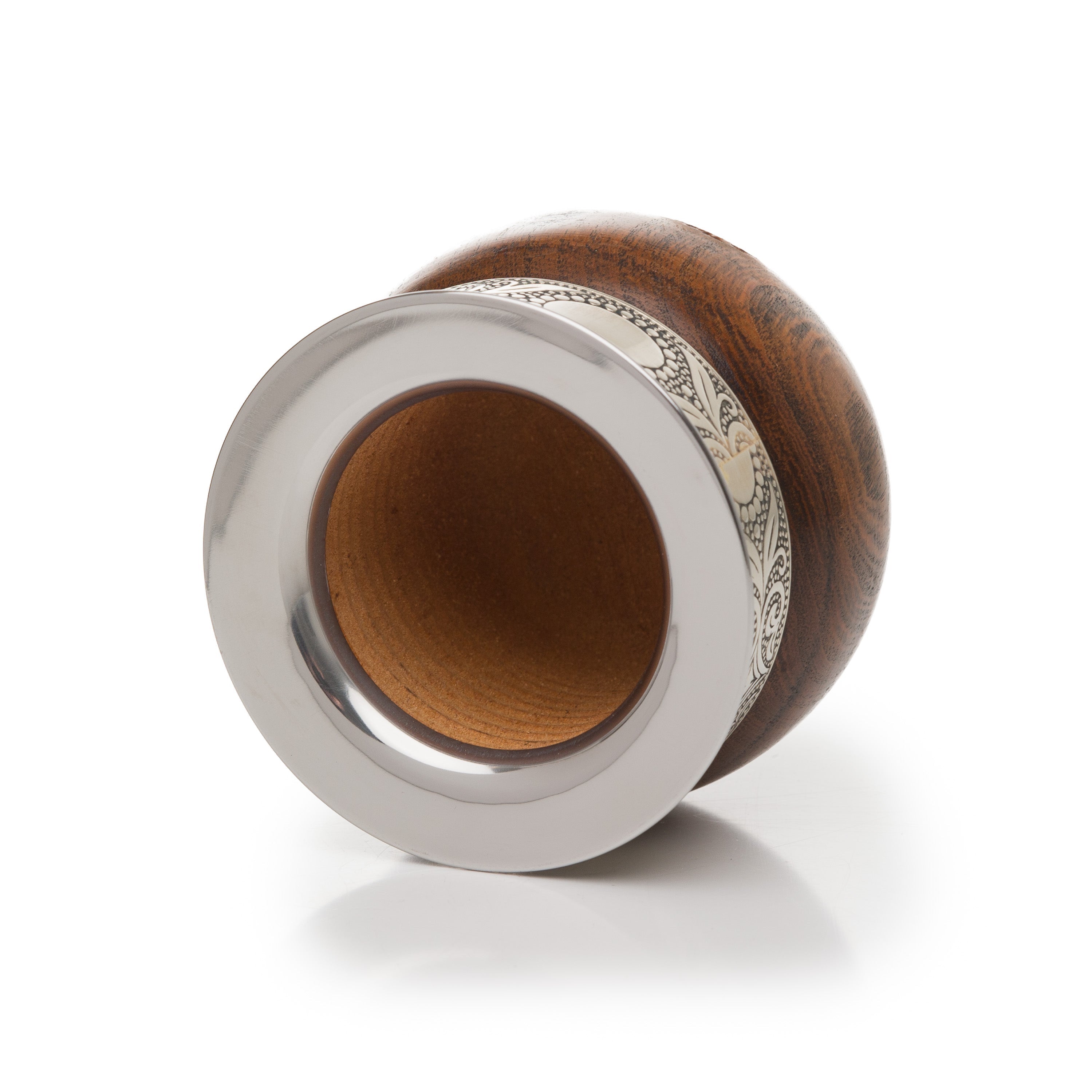 mate-carob-with-straw