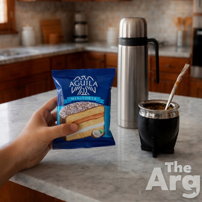 Águila Coco Alfajor Minicake with Dulce de Leche & Coconut Cream 73g