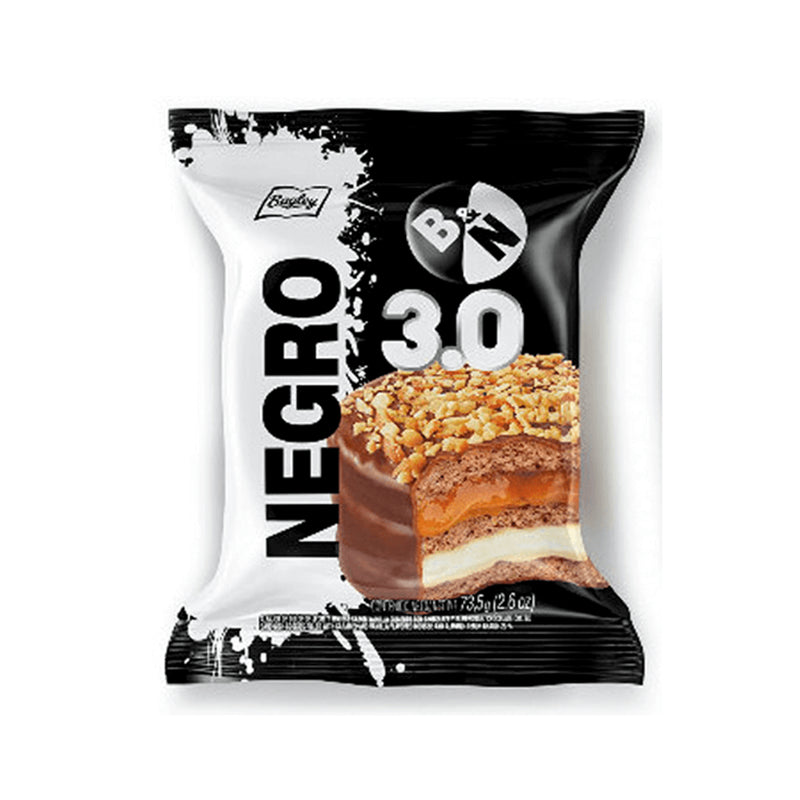 Alfajor Blanco y Negro Triple Milk Chocolate with Dulce de Leche & Vanilla 73.5g / 2.6 oz