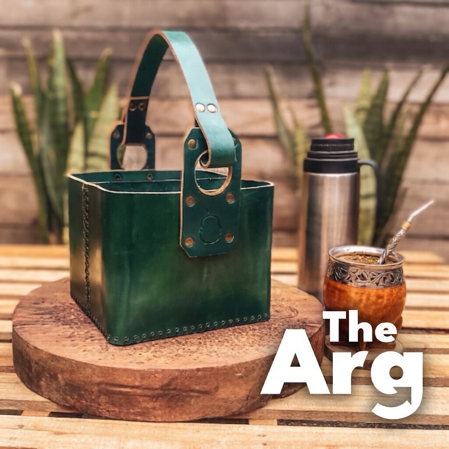 Green Leather Square Mate Bag | Traditional Mate Carry Case