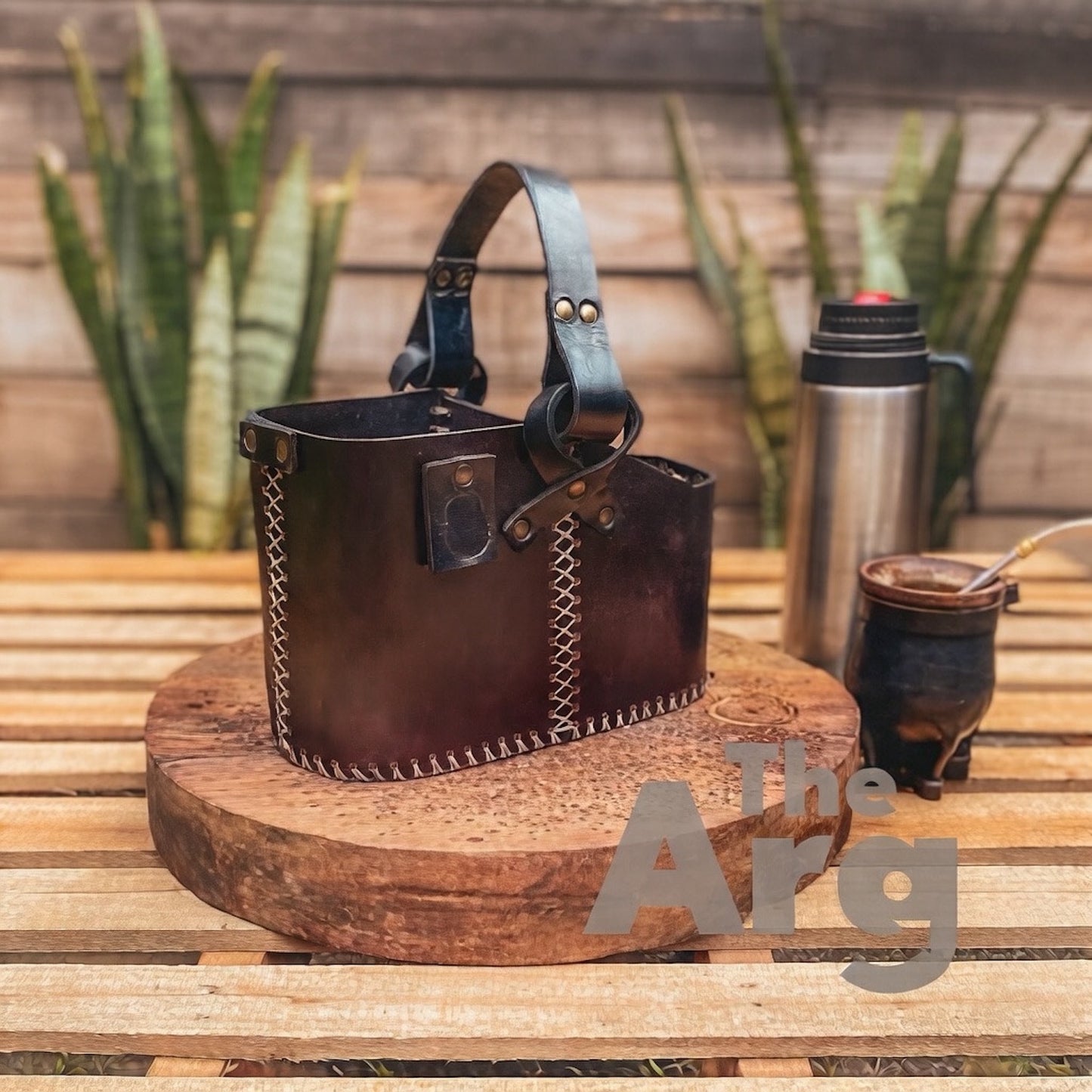 Black Leather Mate Bag | Traditional Argentine Carry Bag