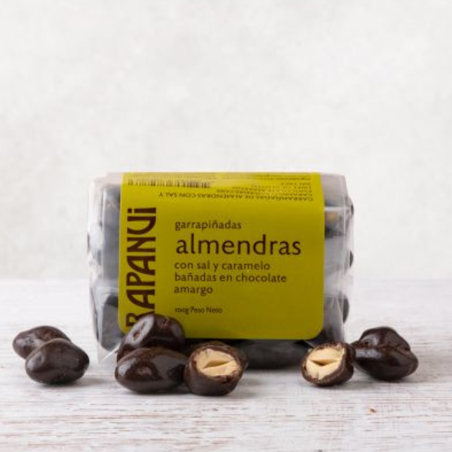 Caramelized Almonds with Salt and Caramel Dipped in Semisweet Chocolate RapaNui 100 g / 3.5 oz