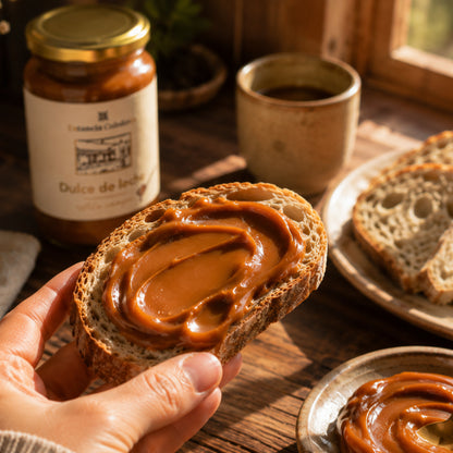 Estancia Caledonia Dulce de Leche Estilo Campo – Traditional Argentine Caramel Spread – 450 g (15.9 oz) – Gluten Free