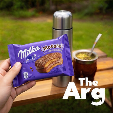 Milka Mousse Alfajor 42g | Chocolate Cookie with Creamy Mousse Filling