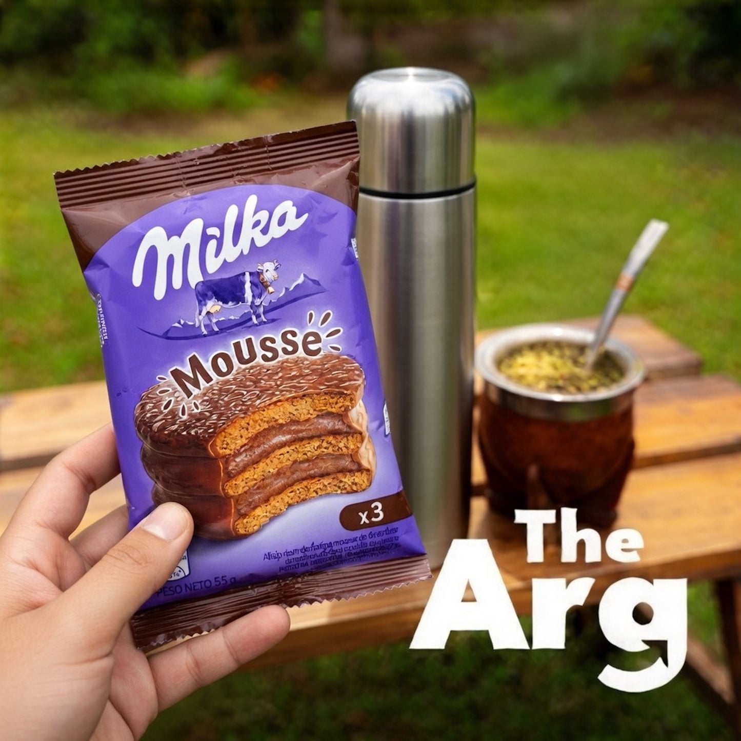 Milka Triple Cookie Alfajor with Chocolate Mousse 55g / 1.9 oz