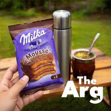 Milka Triple Cookie Alfajor with Chocolate Mousse 55g / 1.9 oz