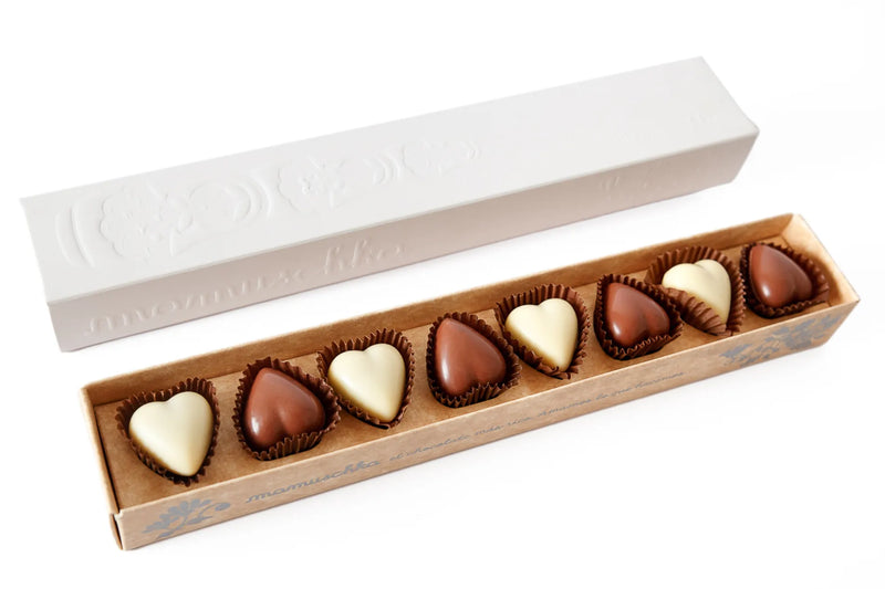 caja-de-8-corazones-de-chocolate