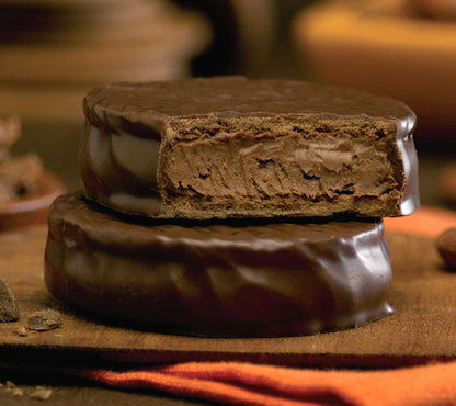 Alfajor Cachafaz Filled with Chocolate Mousse Covered with Chocolate 6 units 300 g / 10.5 oz