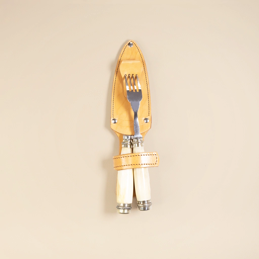 Picnic Set with Smooth Horse Bone Handle