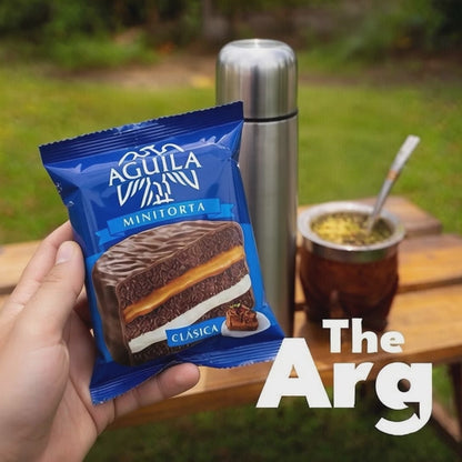 Águila Alfajor Classic Minicake with Dulce de Leche & Cream 69g / 2.4 oz | Argentine Chocolate Treat