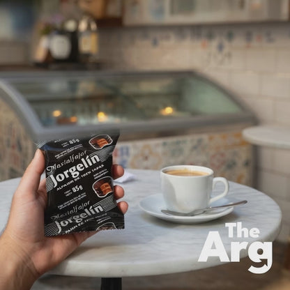 Alfajor Jorgelín Triple Milk Chocolate Cookie with Dulce de Leche 85 g / 3 oz