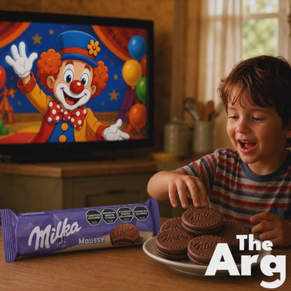 Milka Mousse Sweet Vanilla Cookies with Chocolate Mousse Filling 116g