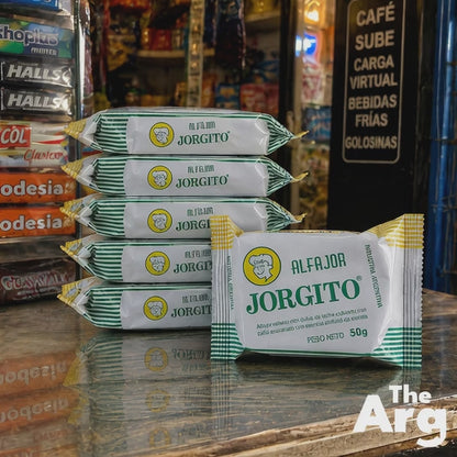 Jorgito Alfajor with Dulce de Leche and Italian Meringue Coating | Pack of 6 Units 50g Each