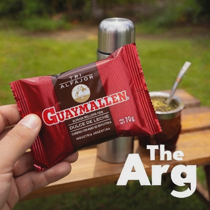 Guaymallén Triple Milk Chocolate Alfajor with Dulce de Leche 70g / 2.4 oz
