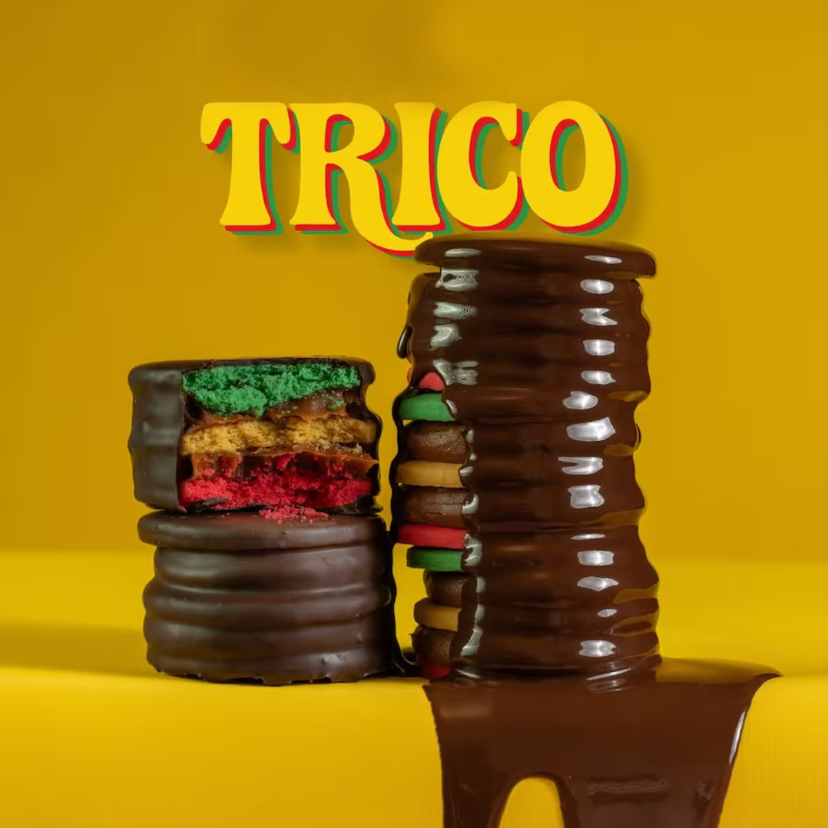 Rasta Trico Triple Alfajor – Dark Chocolate Covered Cornstarch Filled with Dulce de Leche 100g / 0.22lb