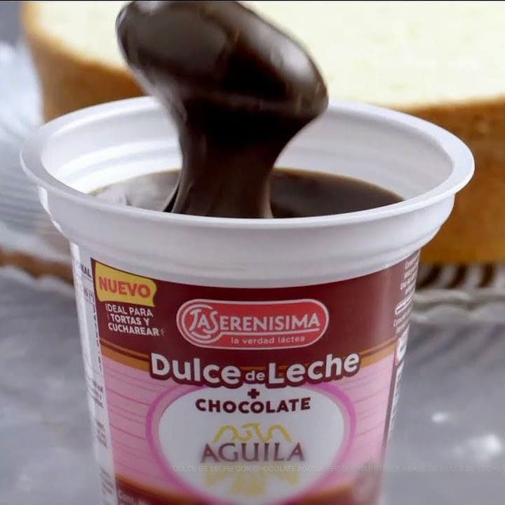 Dulce de Leche "La Serenisima" with Águila 300g. / 0.66lb..
